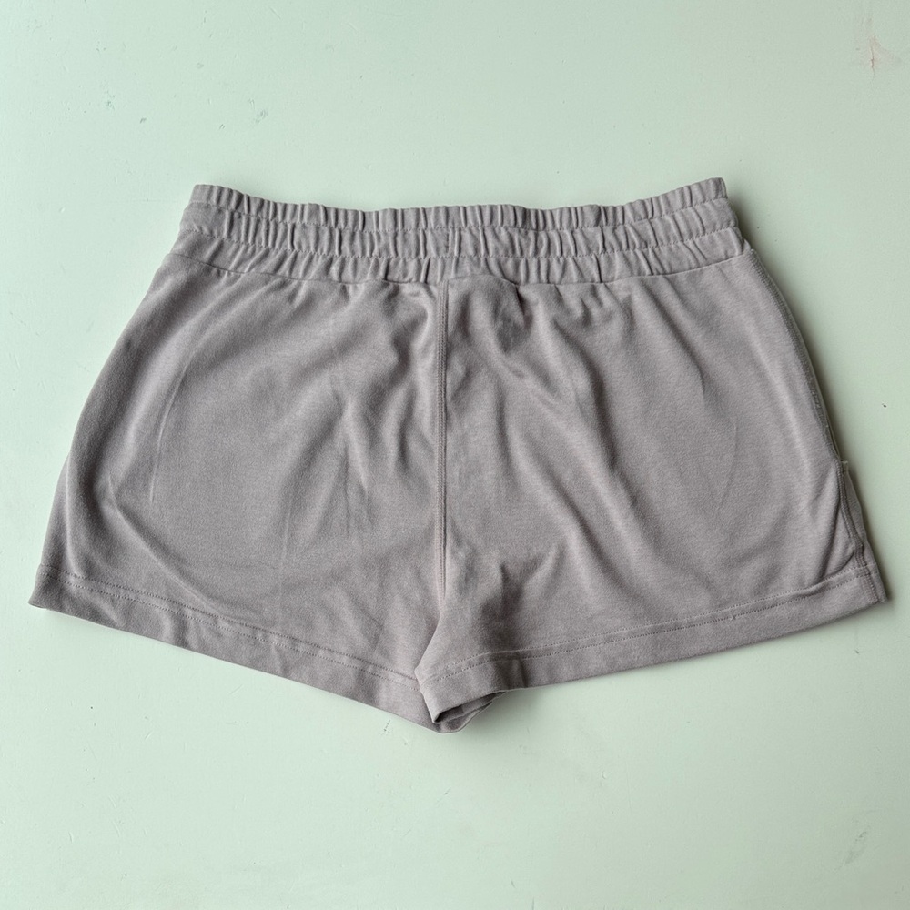 Vuori Women's Halo Performance Dreamknit Shorts in Soft Purple - Picture 3 of 3